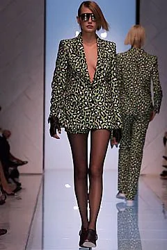 Look 12